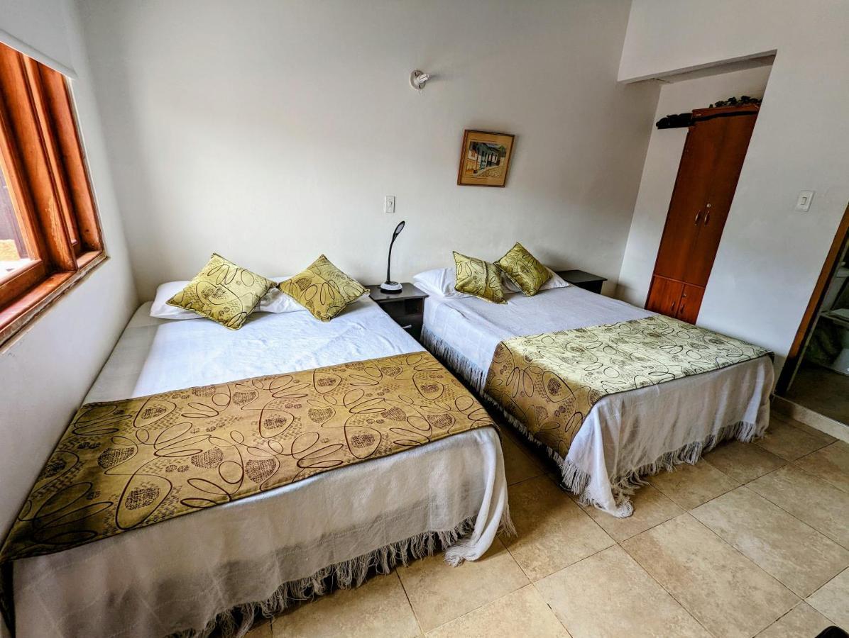Casa De Huespedes Faletto فيلا دي ليفا المظهر الخارجي الصورة