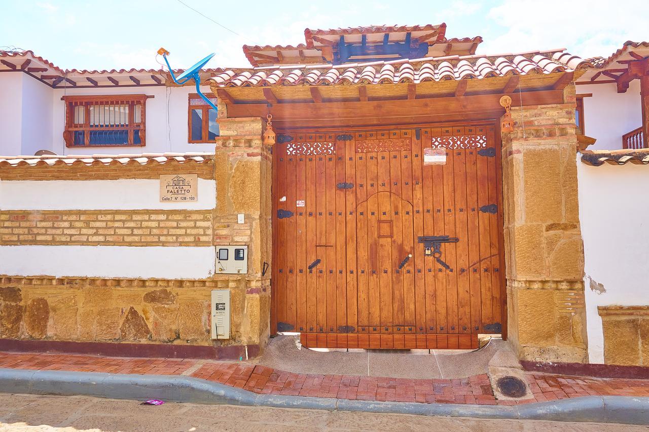 Casa De Huespedes Faletto فيلا دي ليفا المظهر الخارجي الصورة